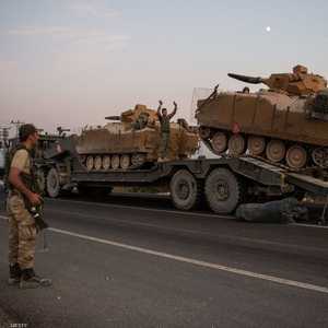 آليات عسكرية تركية تستعد لدخول سوريا