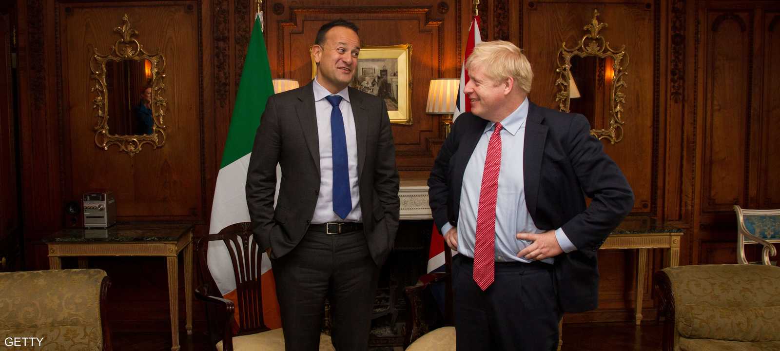 رئيس الوزراء البريطاني بوريس جونسون ونظيره الأيرلندي