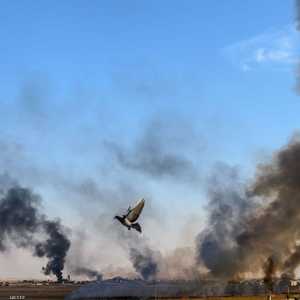 تصاعد أعمدة الدخان جراء القصف التركي لمنطقة تل أبيض