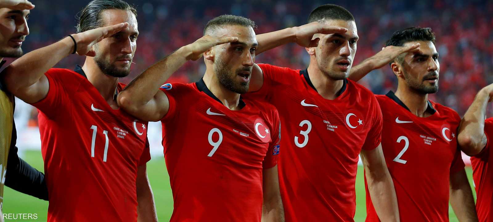 التحية العسكرية للمنتخب التركي