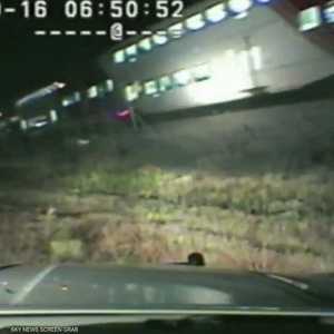 إنقاذ سائق من قطار سريع