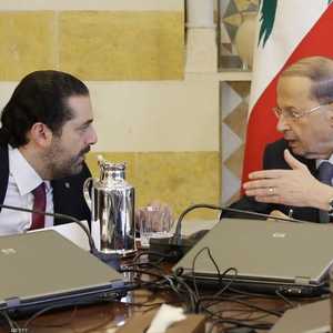 الرئيس اللبناني ميشال عون (يمين الصورة) وسعد الحريري (يسار)