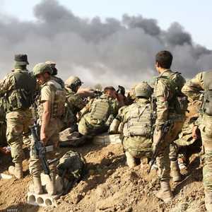 جنود أتراك على الحدود مع سوريا