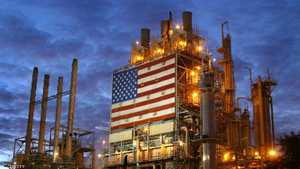 بيانات مخزونات الخام الأميركي أثرت على أسعار النفط.