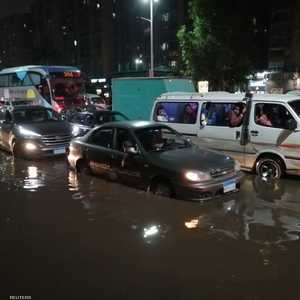 امتلأت شبكات الصرف الصحي بالمياه في مناطق ذات مناسيب منخفضة