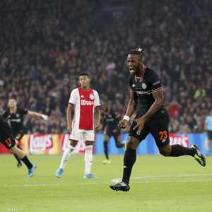 باتشواي محتفلا بهدف الفوز