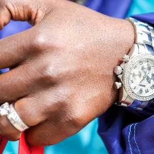 تحديات جديدة تواجهها الساعات الفاخرة