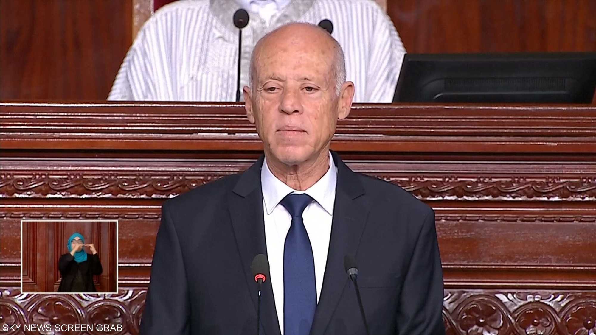 رئاسة تونس.. مرحلة جديدة أمام التحديات القديمة