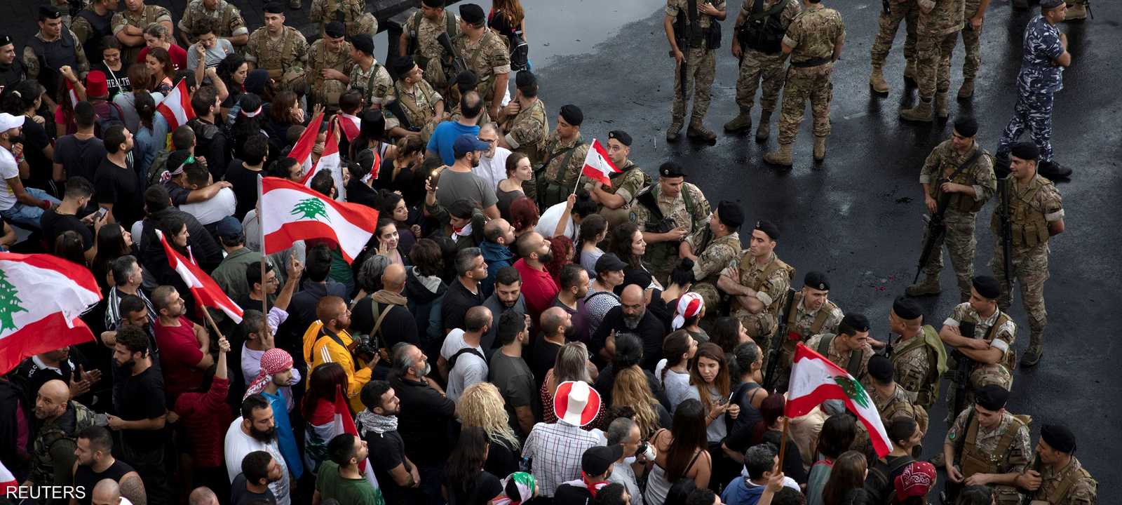 مظاهرات عارمة تعم لبنان منذ أسبوع.