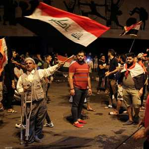 المتظاهرون بدأوا التجمع ليلا استعدادا لاحتجاجات واسعة الجمعة