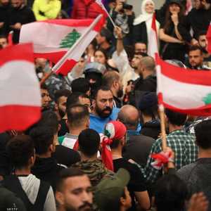 استمرار المظاهرات الحاشدة في لبنان