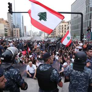 المحتجون رفضوا فتح جسر الرينغ في بيروت