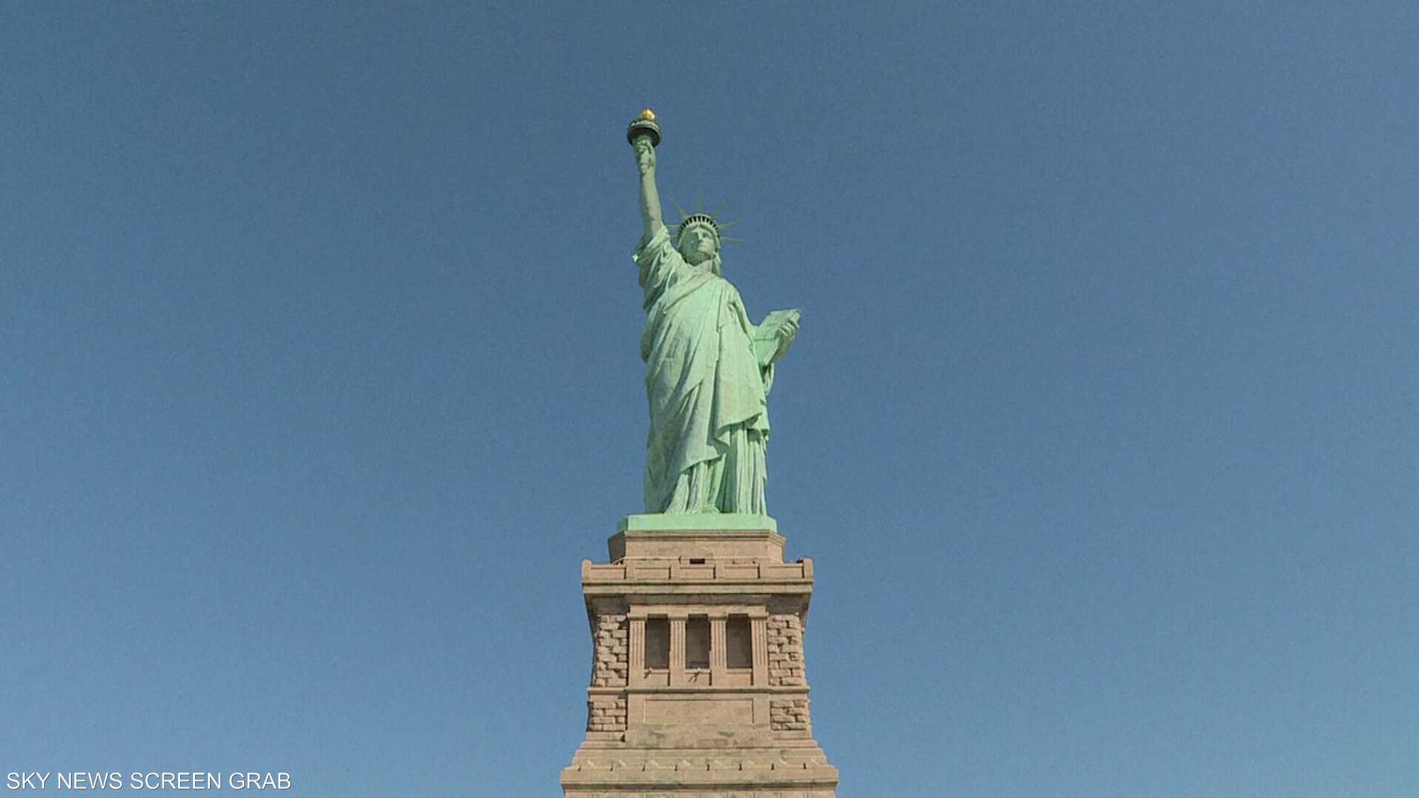 الأميركيون يحتفلون بذكرى تدشين تمثال الحرية