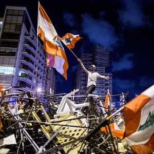 المتظاهرون عادوا إلى الساحات لاستكمال الحراك