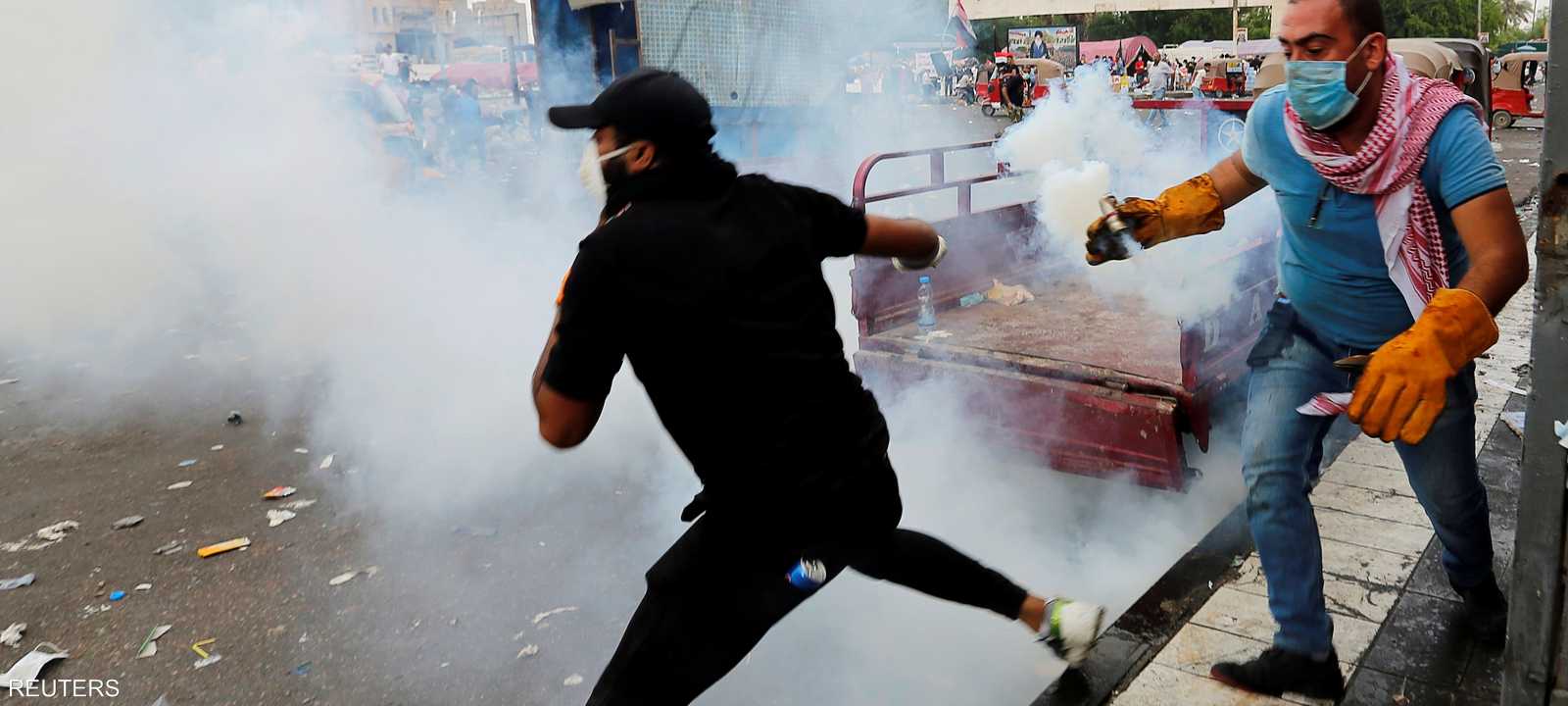 يسعى القادة السياسيون في العراق للتوصل إلى حل للاحتجاجات.