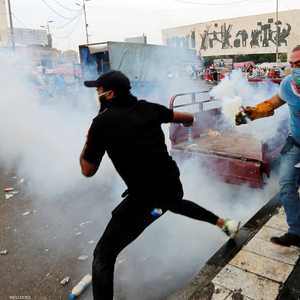 يسعى القادة السياسيون في العراق للتوصل إلى حل للاحتجاجات.