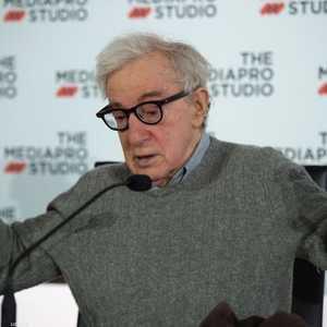 آلن تقدم بشكوى ضد شركة أمازون في فبراير الماضي.