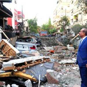 من آثار القصف الإسرائيلي في دمشق