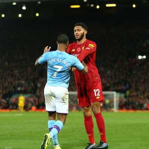 ستيرلينغ وغوميز خلال "المعركة"