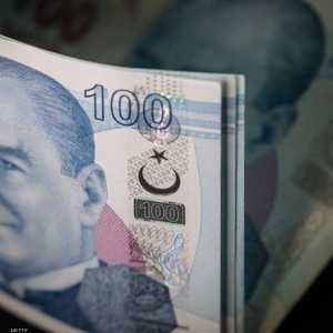 تشهد الليرة التركية تراجعا أمام الدولار