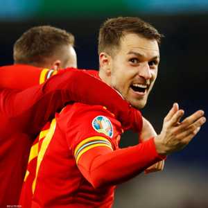 آرون رامسي سجل هدفان في الدقيقتين 15 و47