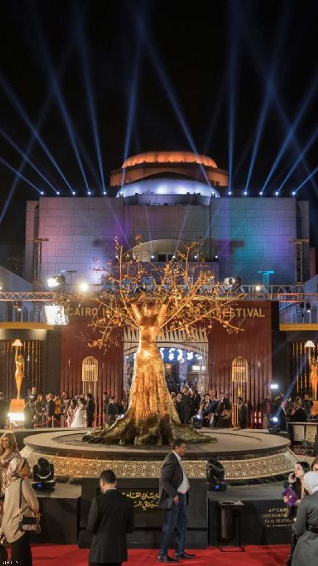 انطلق ليلة الأربعاء مهرجان القاهرة السينمائي في دورته الجديدة التي حملت اسم اسم الناقد الراحل يوسف شريف رزق الله.
