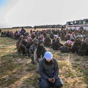 مقاتلين من "داعش" محتجزين لدى قوات "قسد"