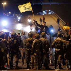 جسر الرينغ شهد اشتباكات بين أنصار حزب الله والمحتجين