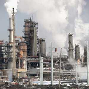 إحدى محطات تكرير النفط الأميركية.