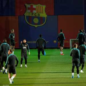 ميسي يبدو الأقرب لنيل الكرة الذهبية