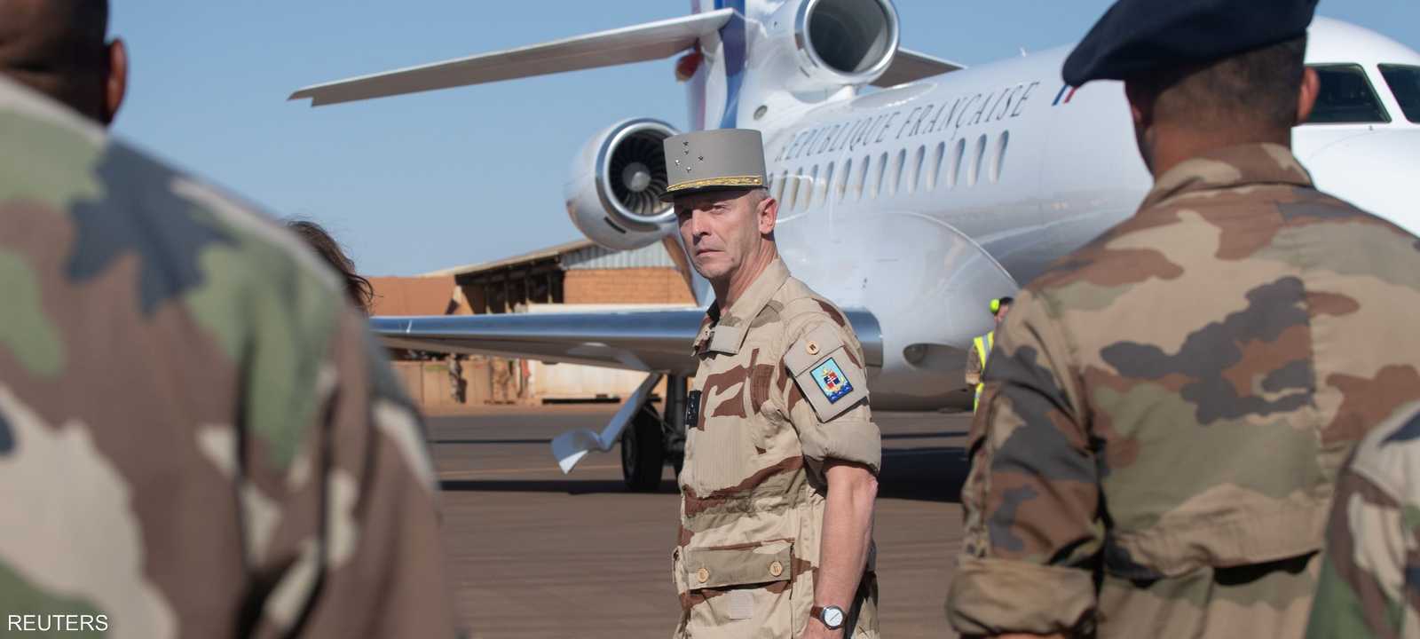 رئيس أركان الجيش الفرنسي فرانسوا ليكوينتر في قاعدة غاو