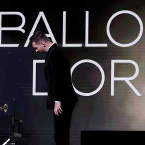 ميسي خطف الكرة الذهبية السادسة