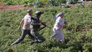 الإجراءات الإسرائيلية تكبد الفلسطينيين خسائر بالمليارات