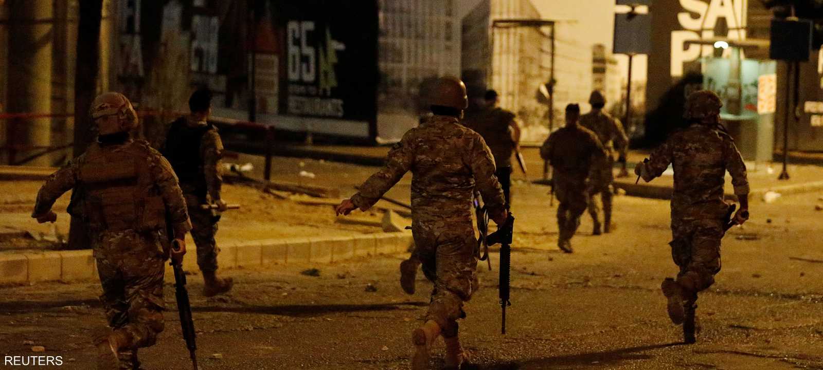 استعادة قوات مكافحة الشغب اللبنانية السيطرة على جسر الرينغ