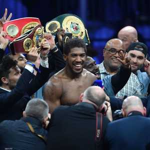 نجح جوشوا في استعادة الألقاب التي تنازل عنها في يونيو الماضي