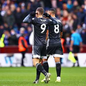 أحرز جيمي فاردي هدفين في رباعية ليستر سيتي