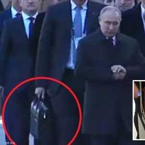 الحقيبة النووية ترافق بوتن أينما ذهب