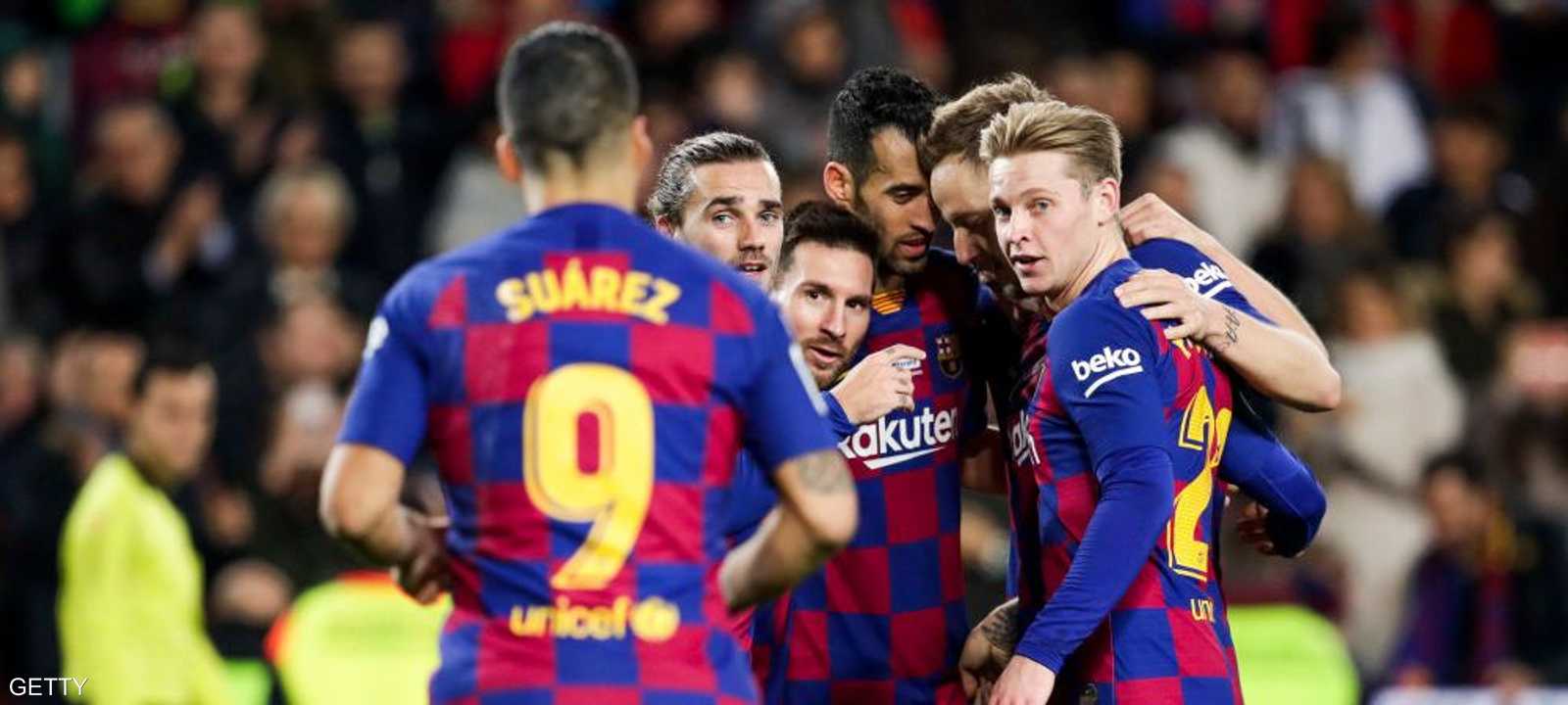 برشلونة يراقب أسماء كبيرة للحصول على توقيعهم