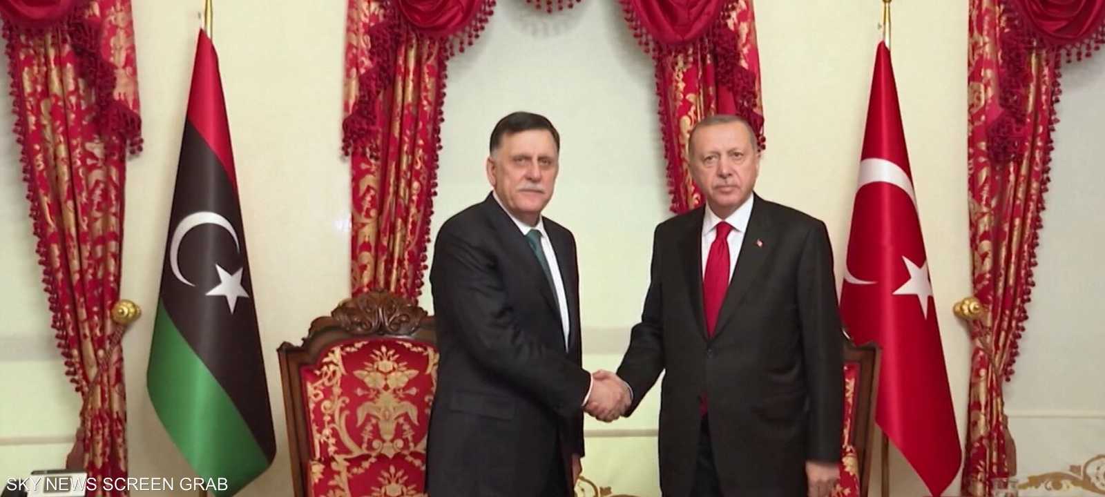 أردوغان والسراج في لقاء سابق