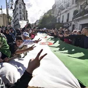 شهدت الجزائر احتجاجات عارمة أطاحت بالرئيس عبدالعزيز بوتفليقة