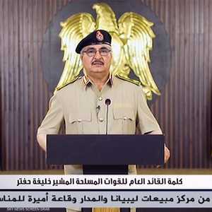 قائد الجيش الليبي خليفة حفتر
