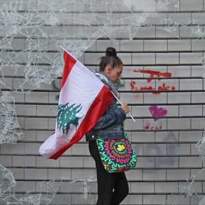 يعيش لبنان، منذ أشهر، واحدة من أكبر الأزمات الاقتصادية.