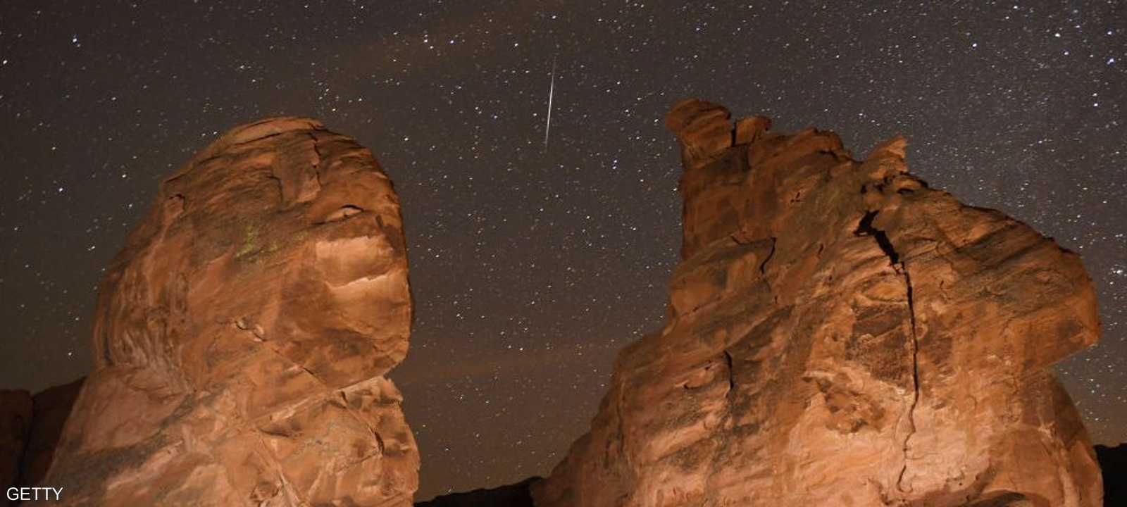 صورة أرشيفية لزخة من الشهب