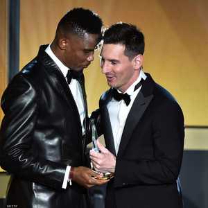 إيتو طالب بتتويج ماني على حساب ميسي