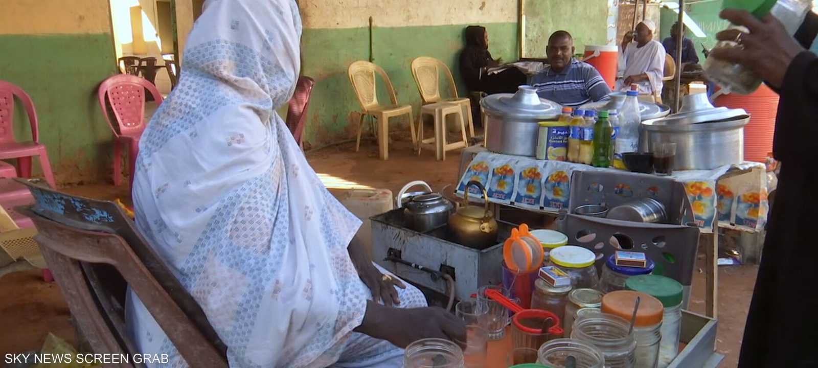 بائعات شاي في العاصمة السودانية (أرشيفية)