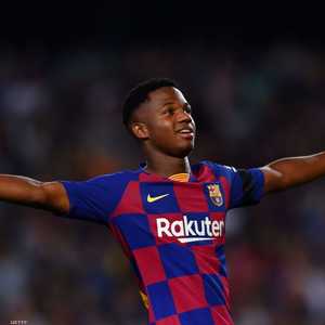 المهاجم الشاب أكمل 17 عاما في 31 أكتوبر الماضي.