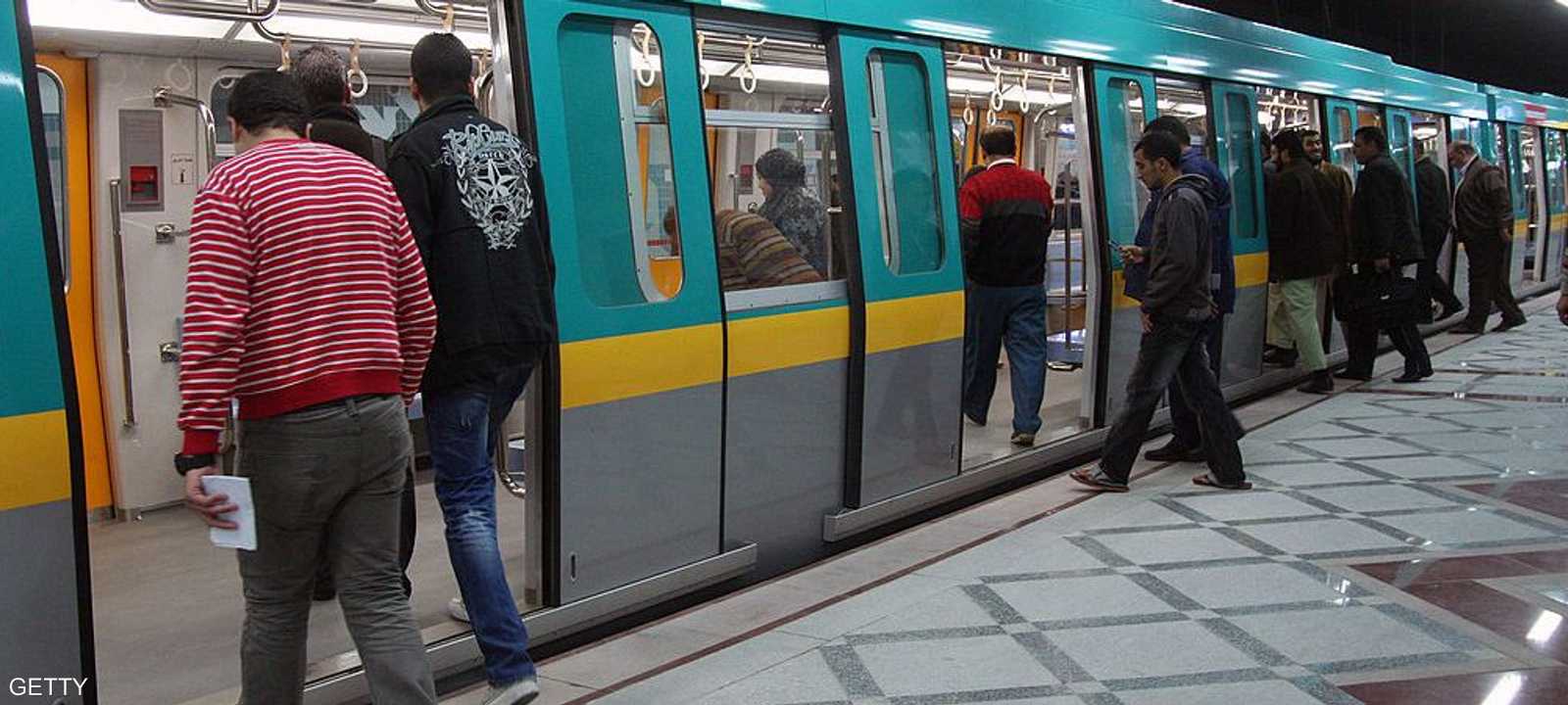 عدد الركاب الذين يخدمهم مترو الأنفاق هو 3.5 مليون راكب
