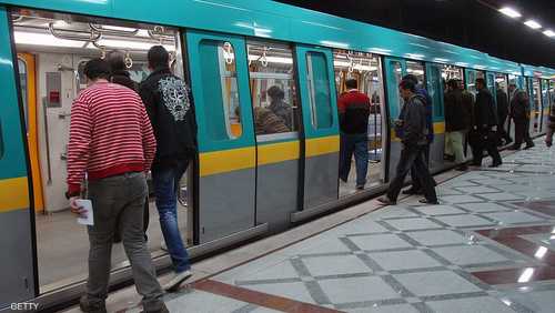 عدد الركاب الذين يخدمهم مترو الأنفاق هو 3.5 مليون راكب
