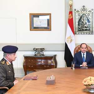 السيسي يستعرض تدابير حماية الحدود البرية والبحرية