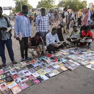 المشهد الثقافي بدأ يستعيد روحه بعد رحيل عمر البشير.